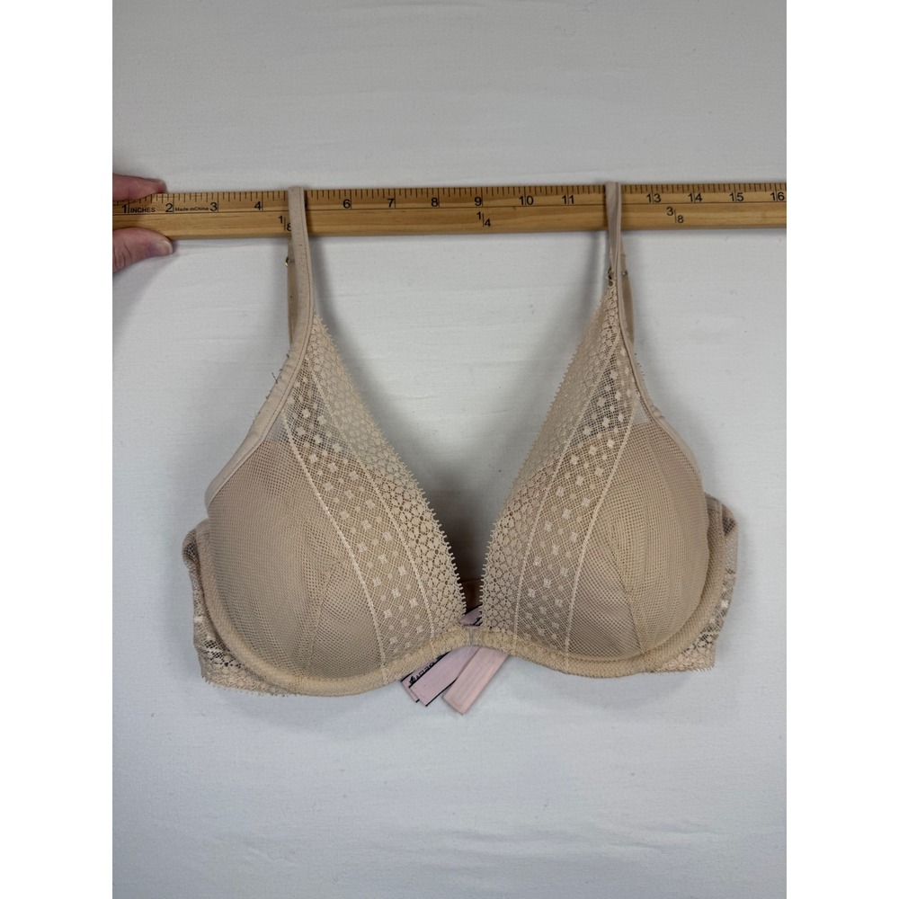 Victoria's Secret Incredible Plunge Bra 32D Beige Lace Mesh Underwire Padded
